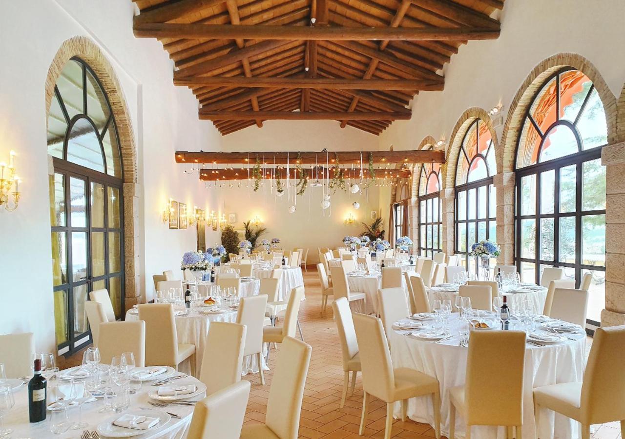 Hotel Villa Cariola Caprino Veronese Bagian luar foto