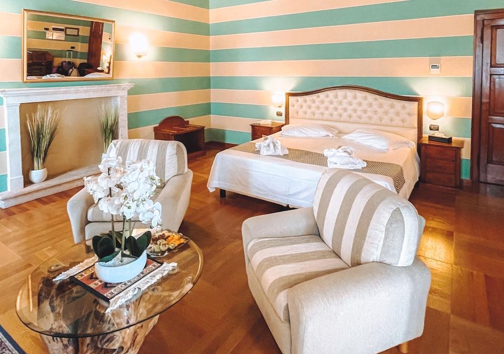 Hotel Villa Cariola Caprino Veronese Bagian luar foto