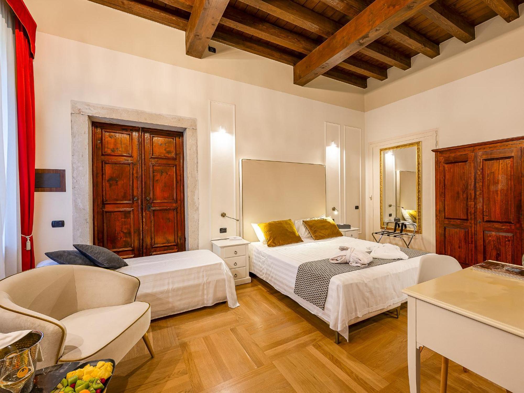 Hotel Villa Cariola Caprino Veronese Bagian luar foto