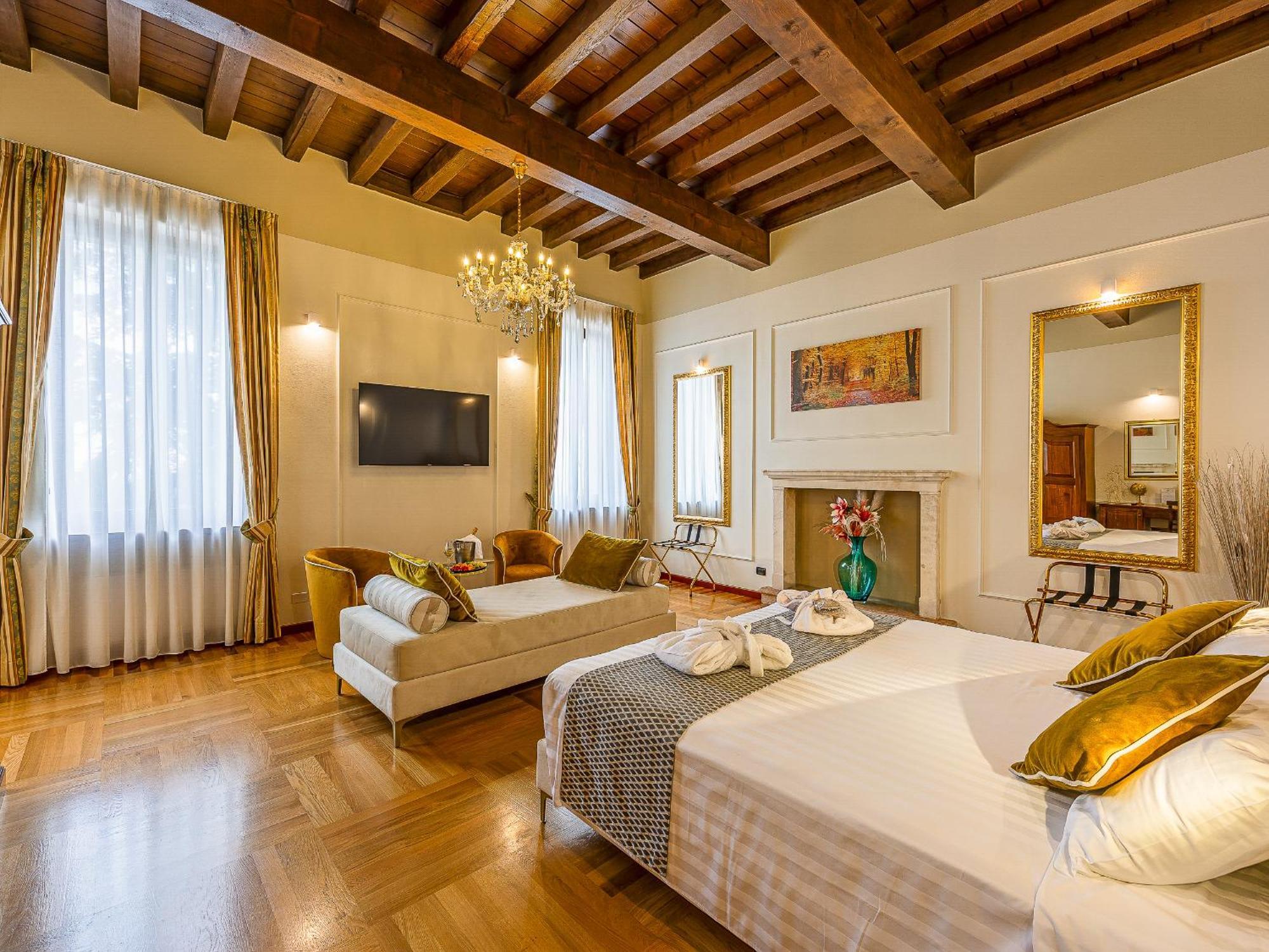 Hotel Villa Cariola Caprino Veronese Bagian luar foto